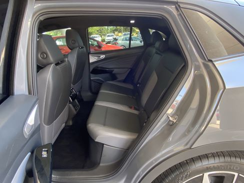 Certified 2023 Volkswagen ID.4 S RWD image 37