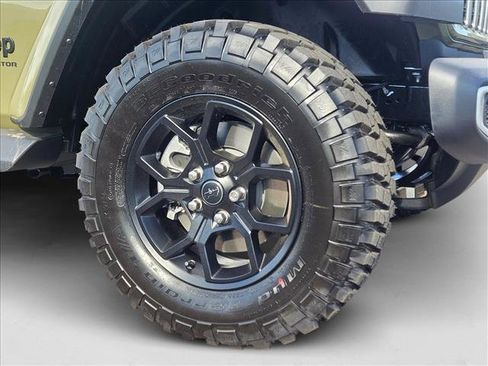 New 2025 Jeep Gladiator Sport image 10