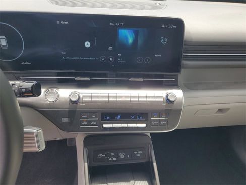 Used 2024 Hyundai Kona SEL w/ Convenience Package image 15