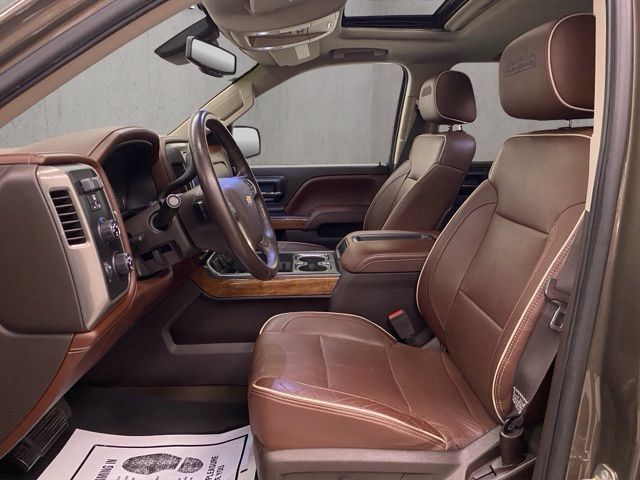 Used 2015 Chevrolet Silverado 1500 High Country w/ High Country Premium Package AWD/4WD image 8