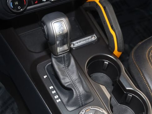 Used 2024 Ford Bronco Badlands image 7