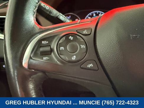 Used 2019 Buick Enclave Avenir w/ Avenir Technology Package FWD image 17