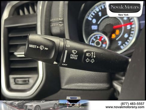 Used 2023 RAM 1500 Laramie AWD/4WD image 21