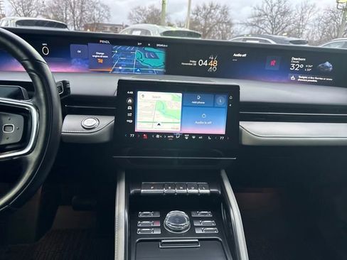 Certified 2024 Lincoln Nautilus Reserve w/ Equipment Group 202A image 23