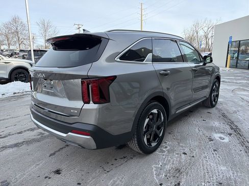 New 2026 Kia Sorento EX AWD/4WD image 6