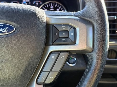 Used 2021 Ford Expedition Max XLT image 21