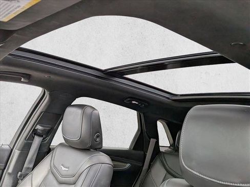 Used 2022 Cadillac XT5 Premium Luxury w/ Platinum Package image 13