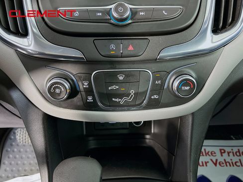Used 2023 Chevrolet Equinox LS w/ LS Convenience Package FWD image 22