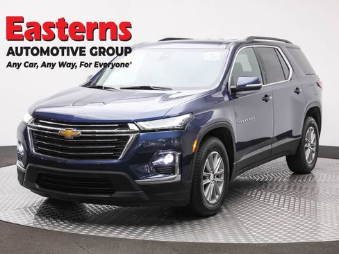 Used 2022 Chevrolet Traverse LT AWD/4WD image 1
