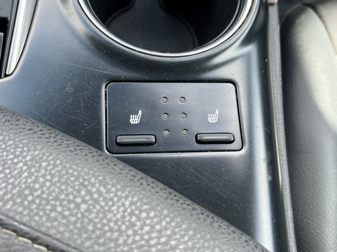 Used 2020 Toyota Camry XSE w/ Carpet Mat Package image 27