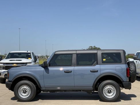 New 2025 Ford Bronco 4-Door AWD/4WD image 37
