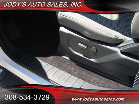 Used 2020 Ford F150 XLT w/ Equipment Group 301A Mid AWD/4WD image 4