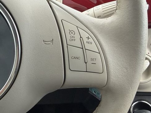 Used 2015 FIAT 500 Pop FWD image 4