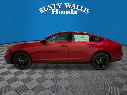 New 2025 Honda Accord SE image 6