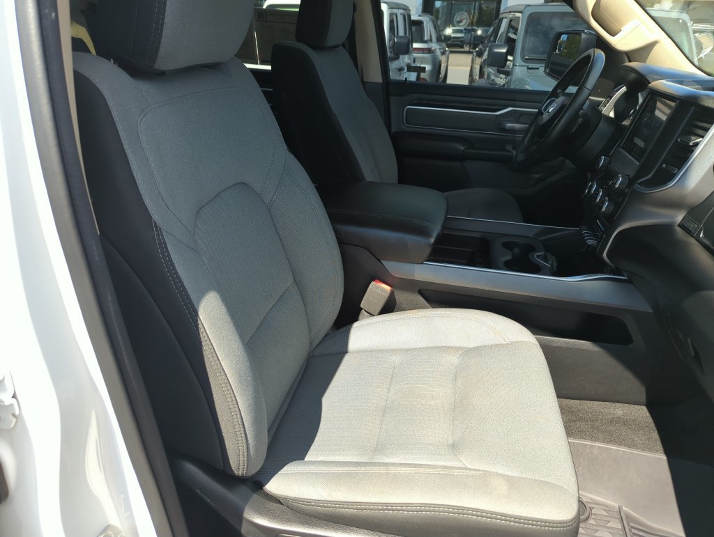 Used 2020 RAM 1500 Big Horn AWD/4WD image 34