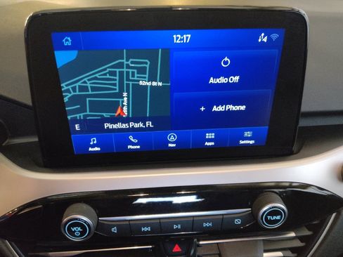 Used 2020 Ford Escape SE image 25