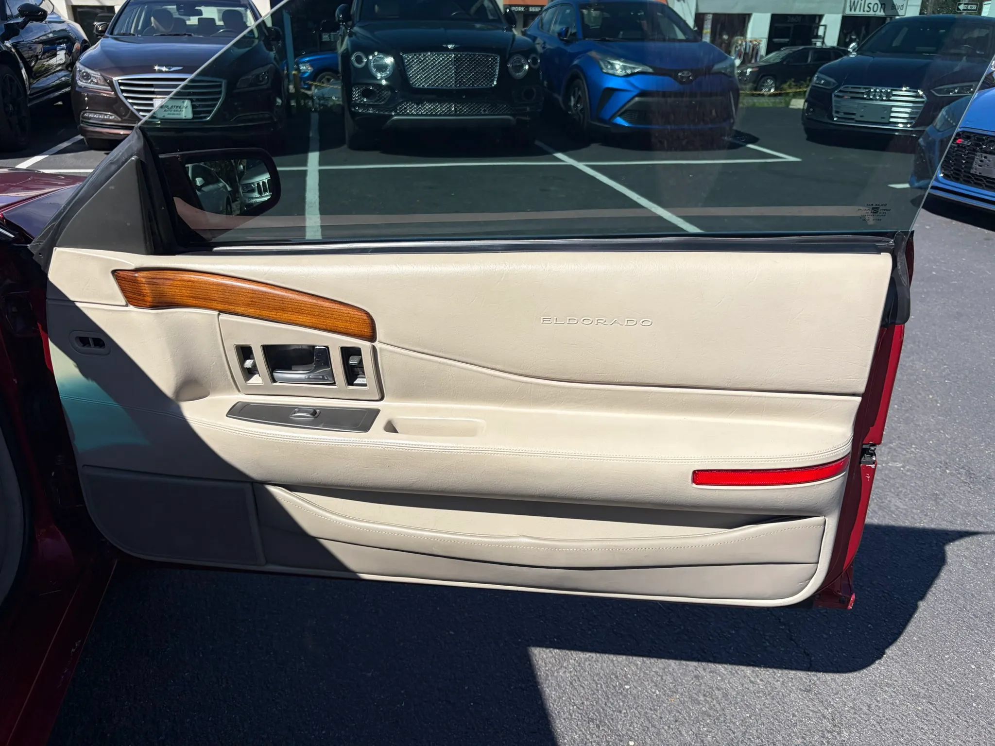 Used 2001 Cadillac Eldorado ESC w/ Comfort/Convenience Pkg FWD image 12