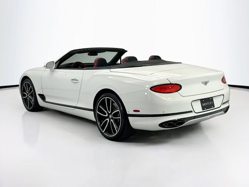 Used 2022 Bentley Continental GT image 6