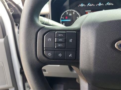 Used 2024 Ford F350 XLT image 15