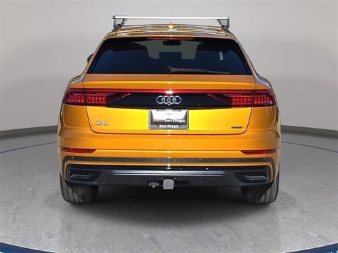 Used 2023 Audi Q8 Premium Plus image 5