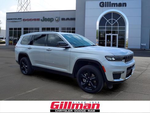 Used 2025 Jeep Grand Cherokee L Limited w/ Trailer Tow Package RWD image 1