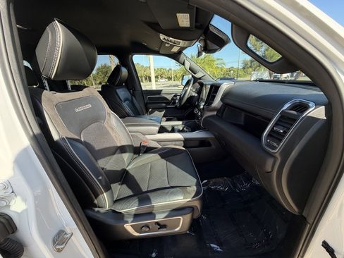 Used 2024 RAM 1500 Laramie image 33