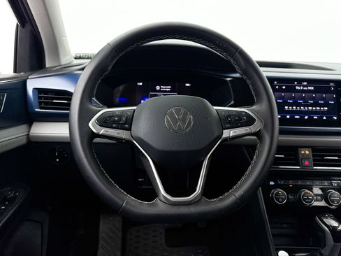 Used 2024 Volkswagen Taos SE FWD image 28