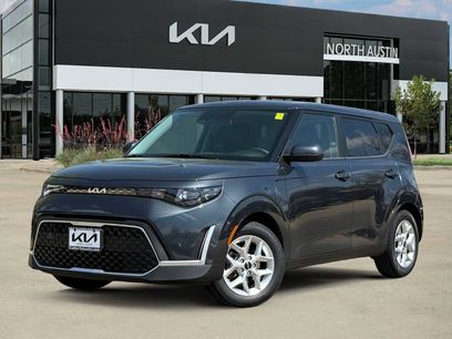 Used 2023 Kia Soul LX w/ LX Technology Package
