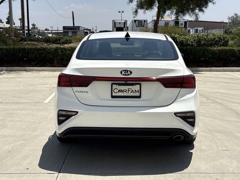 Used 2021 Kia Forte LXS FWD image 4
