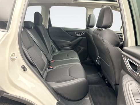 Used 2021 Subaru Forester Premium AWD/4WD image 18