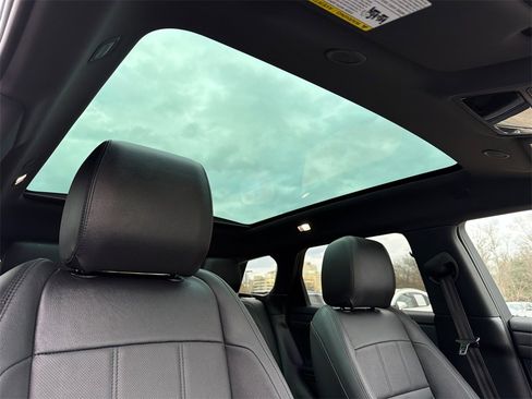 Used 2023 Land Rover Range Rover Evoque S image 16