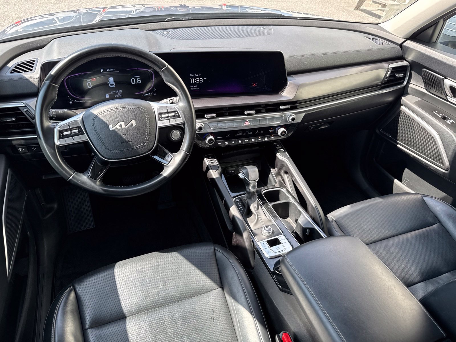 Used 2025 Kia Telluride S FWD image 23