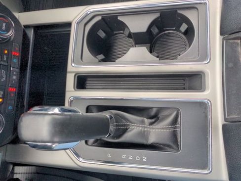 Certified 2020 Ford F150 Lariat image 34