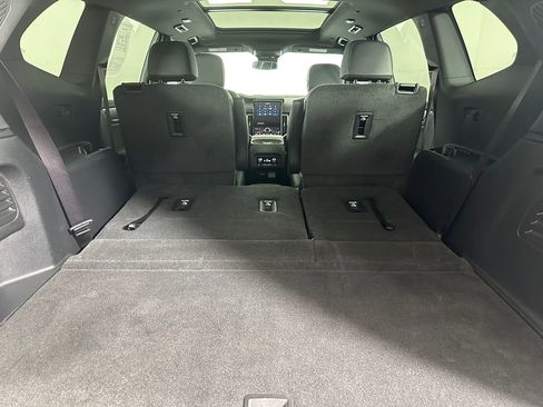 Used 2024 GMC Acadia Elevation w/ Luxury Package image 29