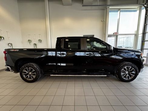 Certified 2022 Chevrolet Silverado 1500 LT w/ Protection Package image 34