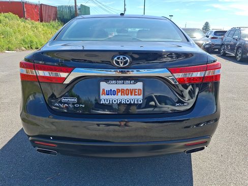 Used 2015 Toyota Avalon XLE Premium FWD image 5