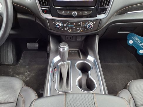 Certified 2018 Chevrolet Traverse Premier AWD/4WD image 24