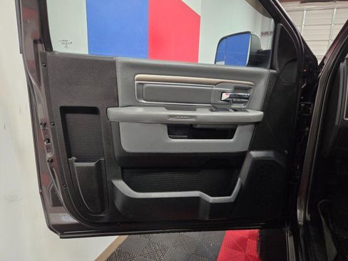 Used 2018 RAM 2500 Tradesman w/ Snow Chief Group image 32