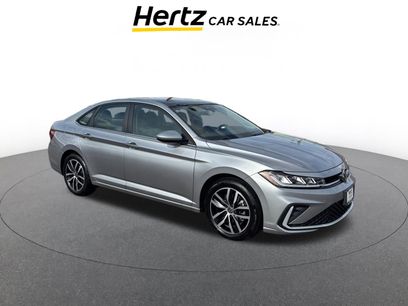 Used 2025 Volkswagen Jetta SE
