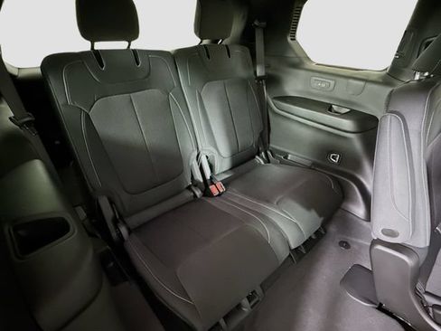 New 2026 Jeep Grand Cherokee L 4WD image 26