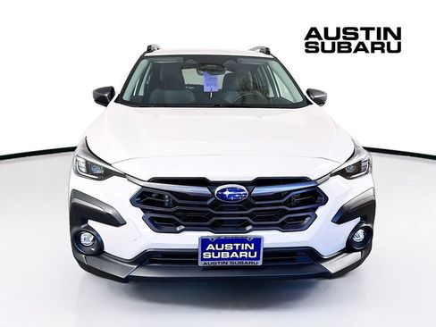 Used 2024 Subaru Crosstrek 2.5i Limited w/ Crosstrek Mirror Package AWD/4WD image 3