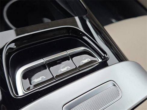 New 2026 Mercedes-Benz CLE 300 4MATIC Cabriolet image 17