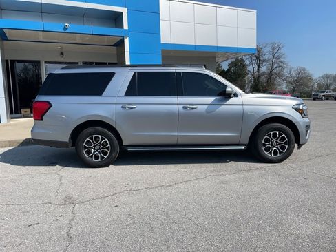 Used 2022 Ford Expedition Max XLT image 55