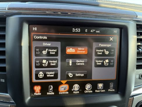 Used 2017 RAM 3500 Laramie image 22