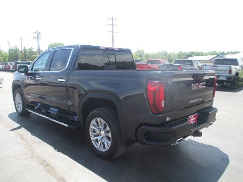 Used 2022 GMC Sierra 1500 Denali AWD/4WD image 8