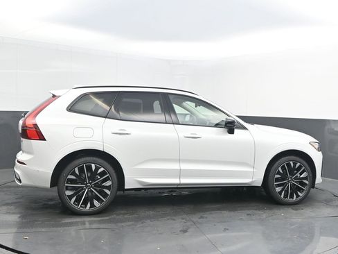 New 2026 Volvo XC60 B5 Ultra w/ Protection Package Premier image 8