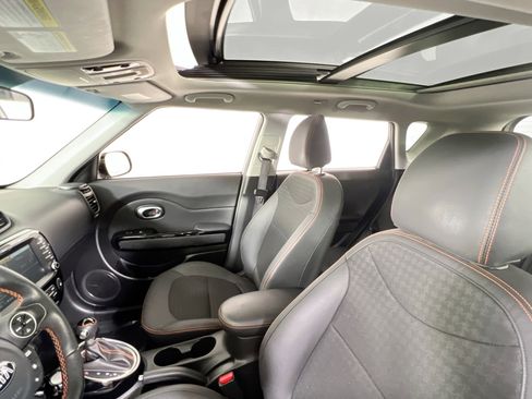 Used 2017 Kia Soul ! w/ Tech Package image 21