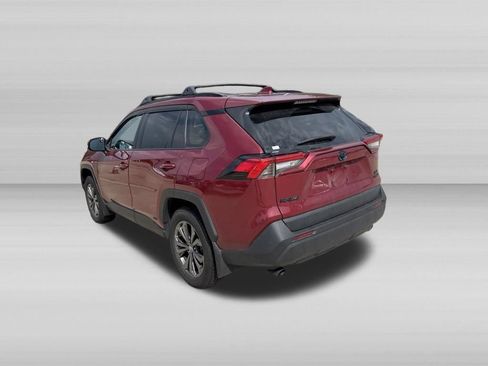 Used 2024 Toyota RAV4 XLE Premium w/ Weather Package AWD/4WD image 8