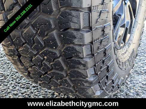 Used 2022 Chevrolet Silverado 2500 LTZ w/ LTZ Plus Package image 13