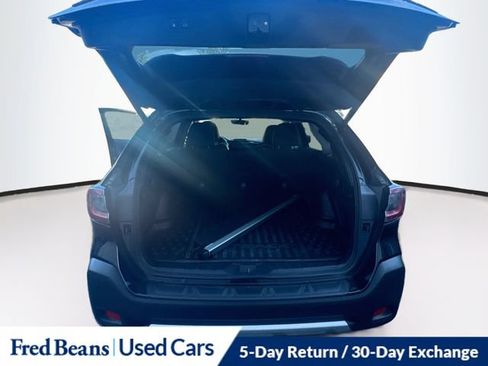 Certified 2025 Subaru Outback Limited AWD/4WD image 28